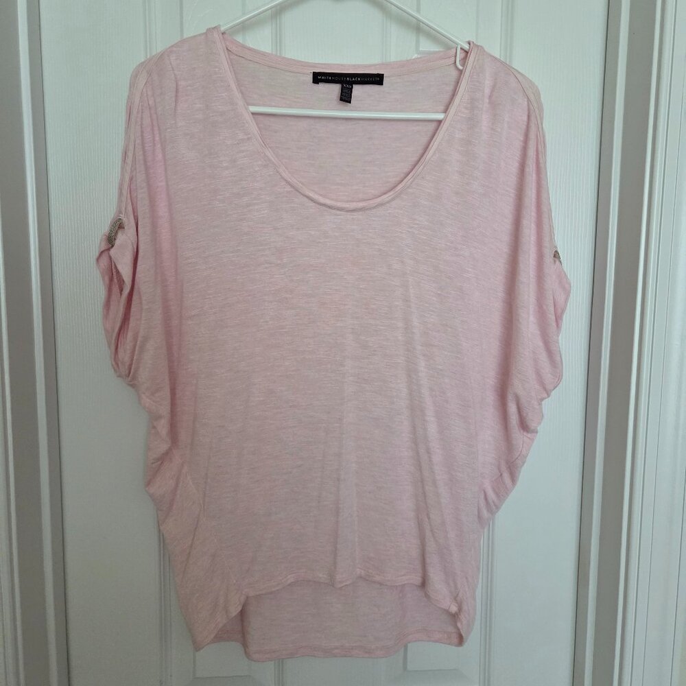 White House Black Market Scoop Neck Pacesetter Tee In Pale Pink Size XXS